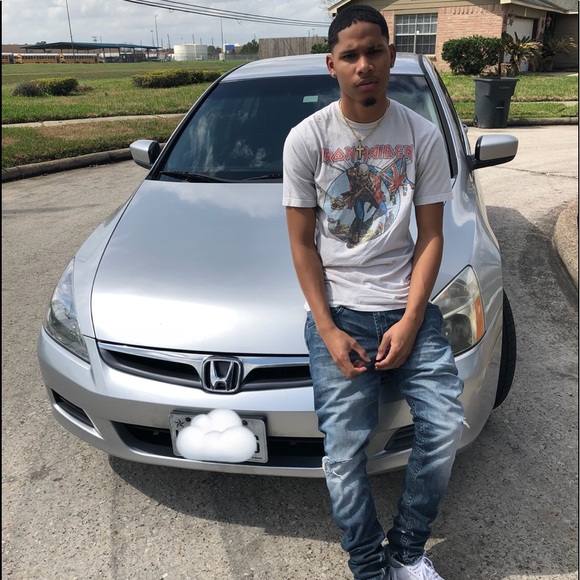 Meet your Posher, Deandre - Picture 1 of 1